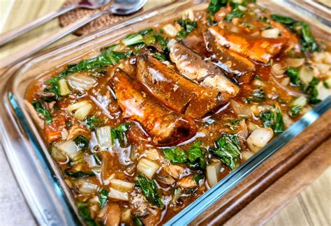 ginisang sardinas with pechay